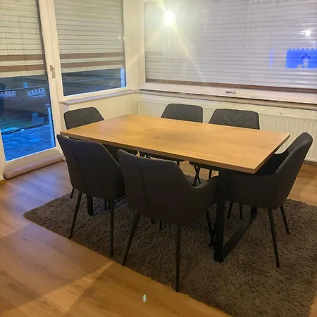 Dom wakacyjny Cosy House *